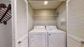 3br/3ba w/ Lazy River & Slide Sleeps 8