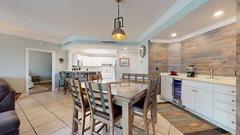 3br/3ba w/ Lazy River & Slide Sleeps 8