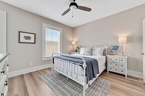 Newly Built, Luxury Home w/ Pool & Beach Access