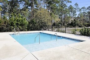 Hidden Gem! 3br/2.5ba Home/pool/near Beach/slps 10