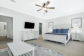 Hidden Gem! 3br/2.5ba Home/pool/near Beach/slps 10