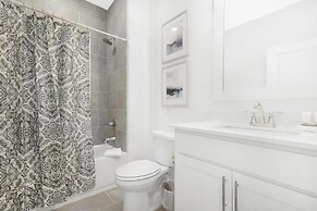 Hidden Gem! 3br/2.5ba Home/pool/near Beach/slps 10