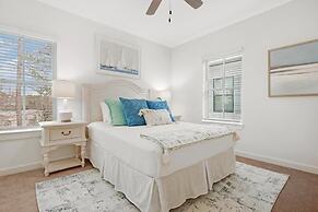 Hidden Gem! 3br/2.5ba Home/pool/near Beach/slps 10