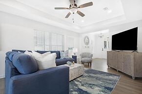 Hidden Gem! 3br/2.5ba Home/pool/near Beach/slps 10