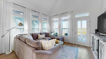 Fantastic Lagoon Views, Steps to the Beach