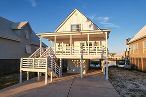 Fantastic Lagoon Views, Steps to the Beach