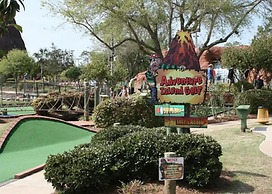 Beautiful 3br/2.5ba w/ Kayak Access, Sleeps 10