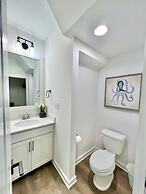 Beautiful 3br/2.5ba w/ Kayak Access, Sleeps 10