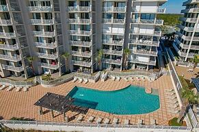 Stunning Views, 3bd/2ba w/ Private Balcony