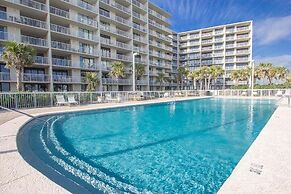 Beach View 3br/2ba W/pools Sleeps 8