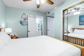 Beach View 3br/2ba W/pools Sleeps 8