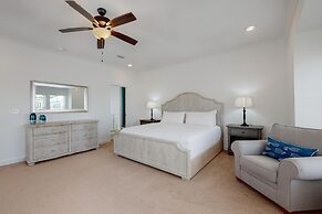 Stunning 3br/2.5ba, Pet Friendly, Sleeps 12