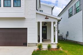 Stunning 3br/2.5ba, Pet Friendly, Sleeps 12