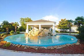 Full Condo w/ Pool & Gym, Sleeps 4