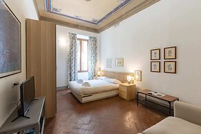 Pitti Suite-hosted by Sweetstay