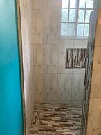 Yanceylargo Estate - Newly Renovated 3 Br Villa W Gorgeous Mountain Vi