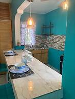 Yanceylargo Estate - Newly Renovated 3 Br Villa W Gorgeous Mountain Vi