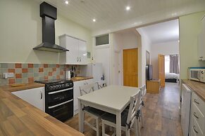 Brightwater Ground Floor Apartment up to 6 Guests