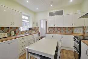 Brightwater Ground Floor Apartment up to 6 Guests