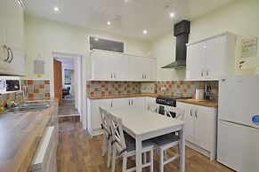 Brightwater Ground Floor Apartment up to 6 Guests