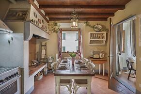 Sangallo Suite-hosted by Sweetstay