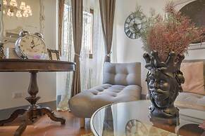 Sangallo Suite-hosted by Sweetstay