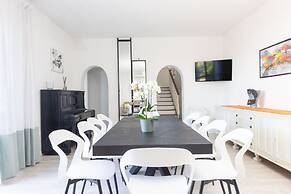 Villa Luisa Jacuzzi and Pool