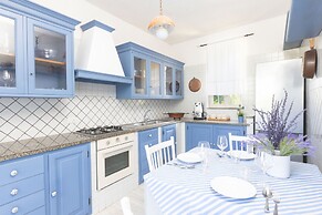 Villa Luisa Jacuzzi and Pool