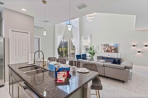 4737 Kings Castle Circle