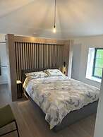 Stunning 3-bed Stone Barn Near Sion Mills