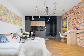 Wawrzynca Studio Cracow by Renters