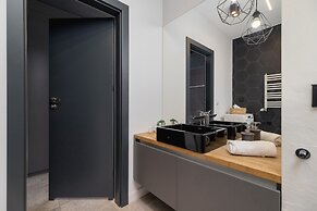 Wawrzynca Studio Cracow by Renters