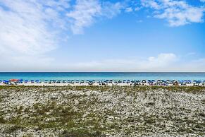 Inlet Reef 105 is a beautifully decorated and absolutely gorgeous 2 BR