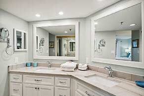 Inlet Reef 105 is a beautifully decorated and absolutely gorgeous 2 BR