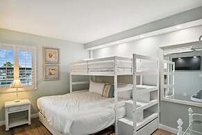 Inlet Reef 105 is a beautifully decorated and absolutely gorgeous 2 BR