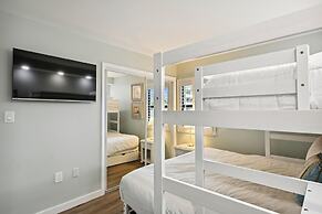Inlet Reef 105 is a beautifully decorated and absolutely gorgeous 2 BR
