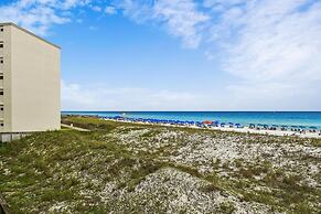 Inlet Reef 105 is a beautifully decorated and absolutely gorgeous 2 BR