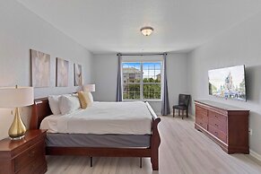 4804 Cayview Avenue #305