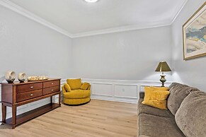 4804 Cayview Avenue #305