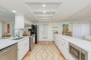 Meant to Bee on AMI managed by Beach Retreats