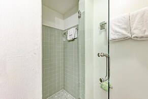 Meant to Bee on AMI managed by Beach Retreats