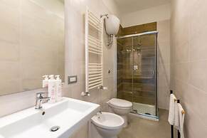 Maria s Bright Flat at the Cathedral With Balcony by Wonderful Italy