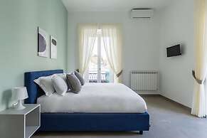 Maria s Bright Flat at the Cathedral With Balcony by Wonderful Italy