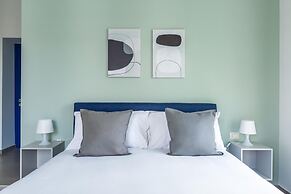 Maria s Bright Flat at the Cathedral With Balcony by Wonderful Italy