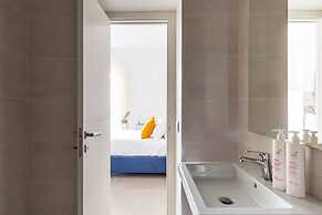 Maria s Bright Flat at the Cathedral With Balcony by Wonderful Italy