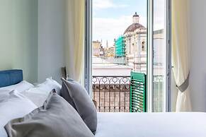 Maria s Bright Flat at the Cathedral With Balcony by Wonderful Italy