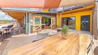 Ganghwado Labyrinthos Companimal Pension