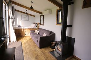 Red Oaks Shepherds hut