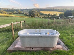 Red Oaks Shepherds hut