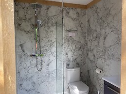 Red Oaks Shepherds hut